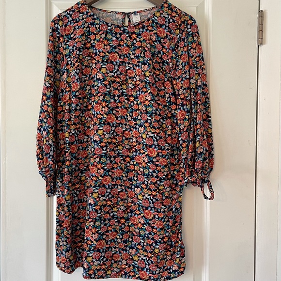 Old Navy Dresses & Skirts - Floral Print Dress Size Medium Petite Old Navy